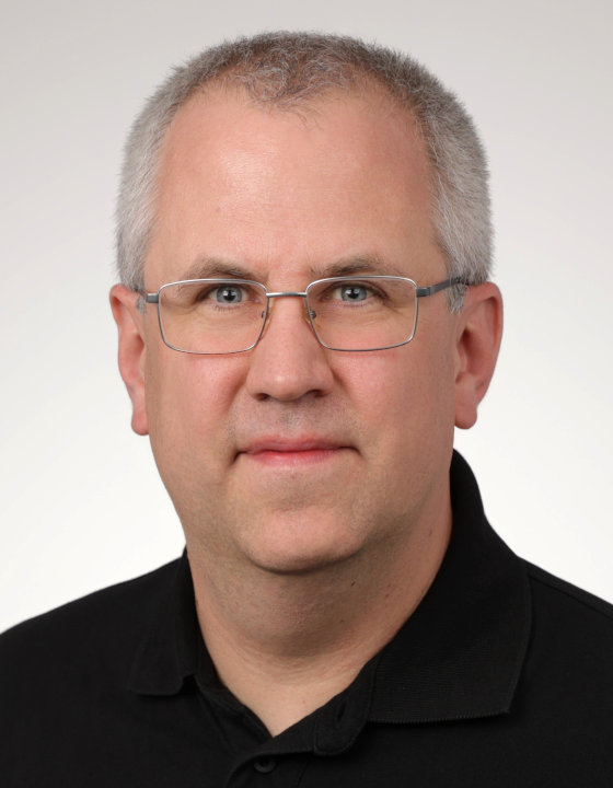 Richard Scherping, 2025-05-12, Fotostudiobild